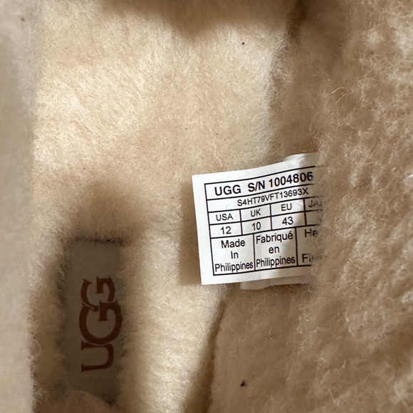 Ugg Women’s Alena Chestnut Slippers - Picture 6 of 6